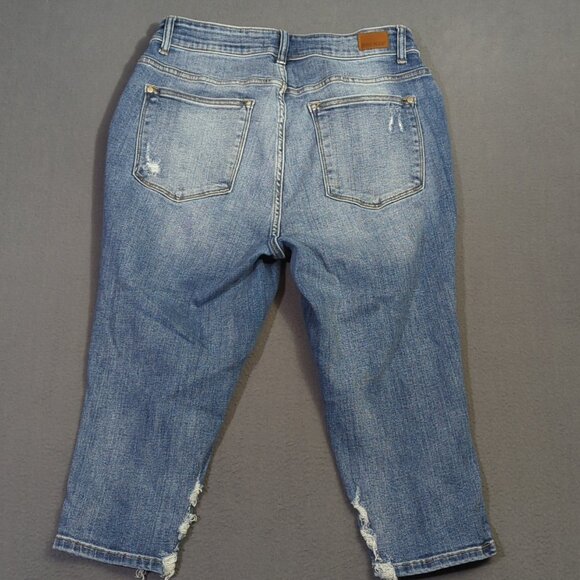 Judy Blue Jeans Women's 14W Blue Skinny Fit Capri Distressed Denim - Picture 2 of 11